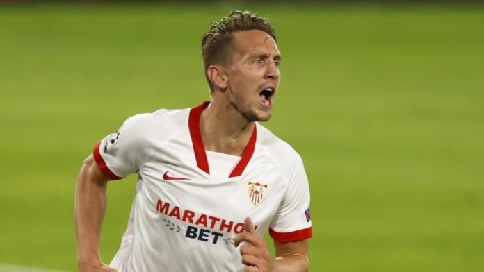 In-form Sevilla beat Osasuna to stake claim in title race