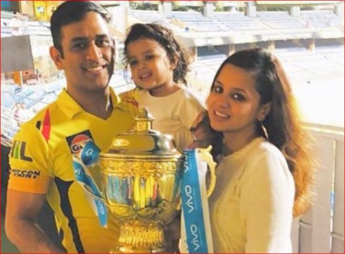 Get a life! Sakshi hits back at MS Dhoni retirement rumours