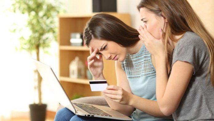 Credit Card Holders: Learn to avoid these credit card habits before you regret making costly mistakes