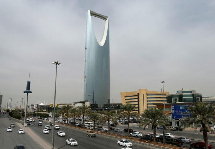 Saudi Arabia extends visas for expats stranded abroad