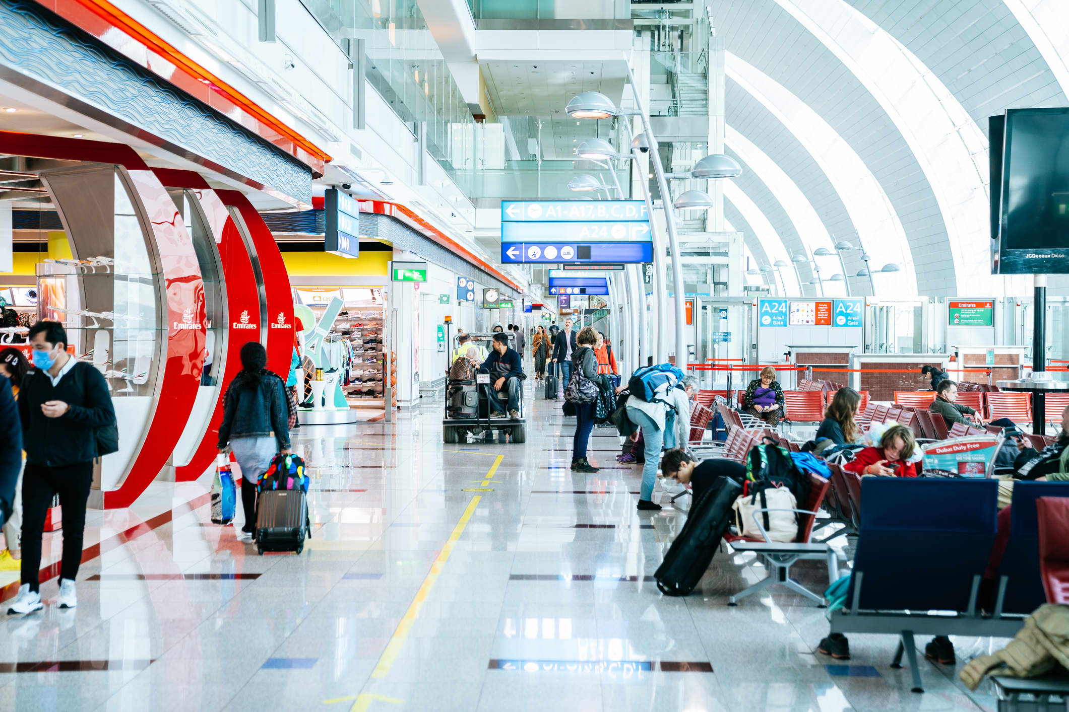 Dubai airport will now be opened at full capacity, for the first time since the beginning of epidemic, the of passengers has increased Informal Newz - Gulf